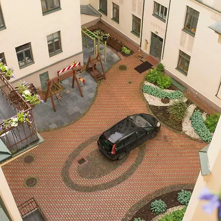 Spacious Loft In Art Nouveau Area * ריגה