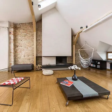 דירה Spacious Loft In Art Nouveau Area *